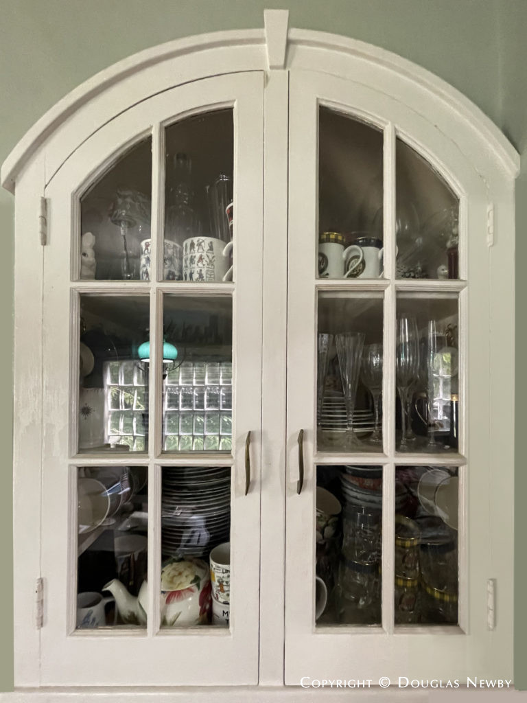 Breakfast Room Cabinet in Highland Park Home